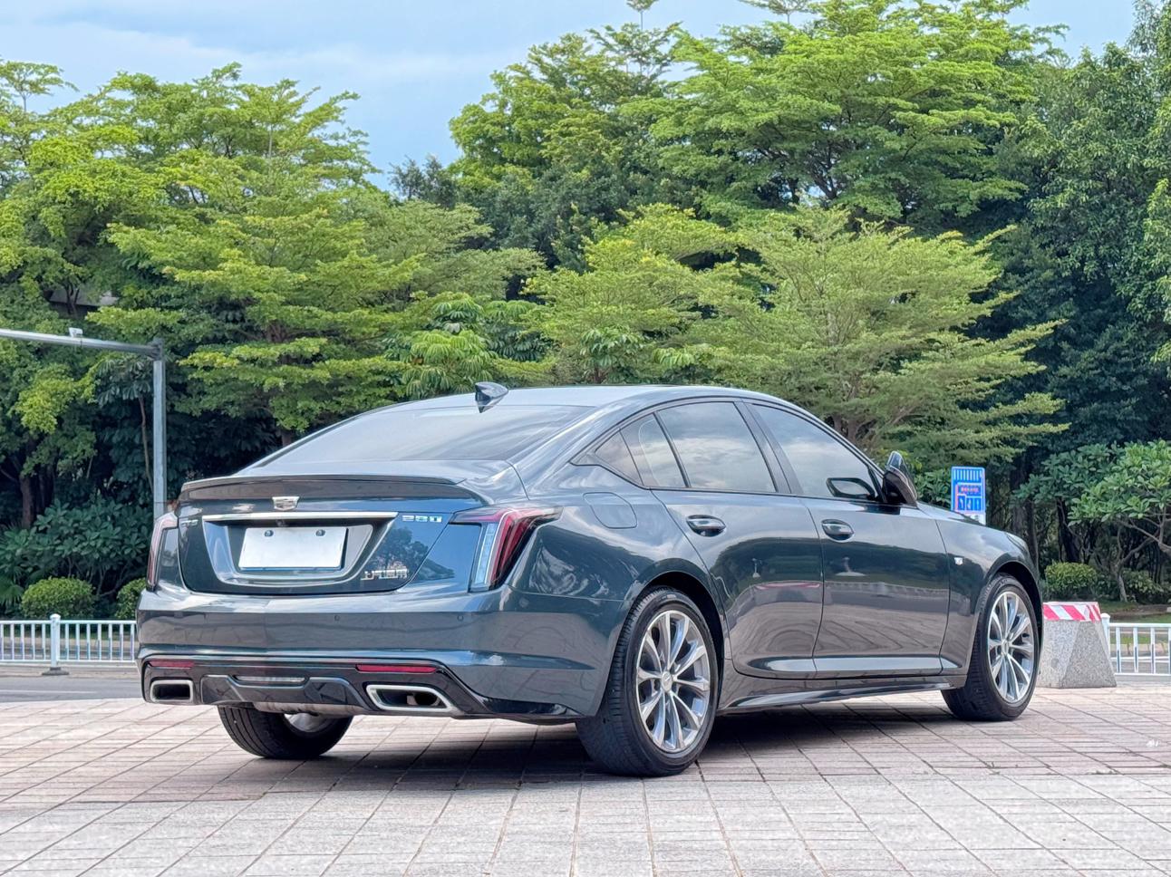 Cadillac Cadillac CT5