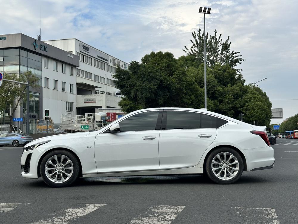 Cadillac Cadillac CT5