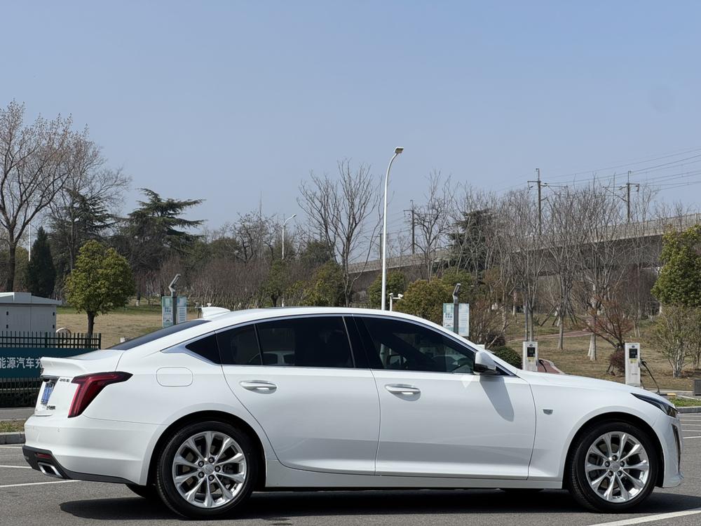 Cadillac Cadillac CT5