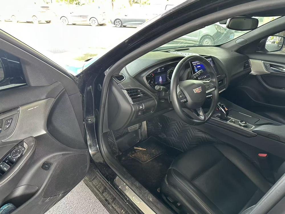 Cadillac Cadillac CT5