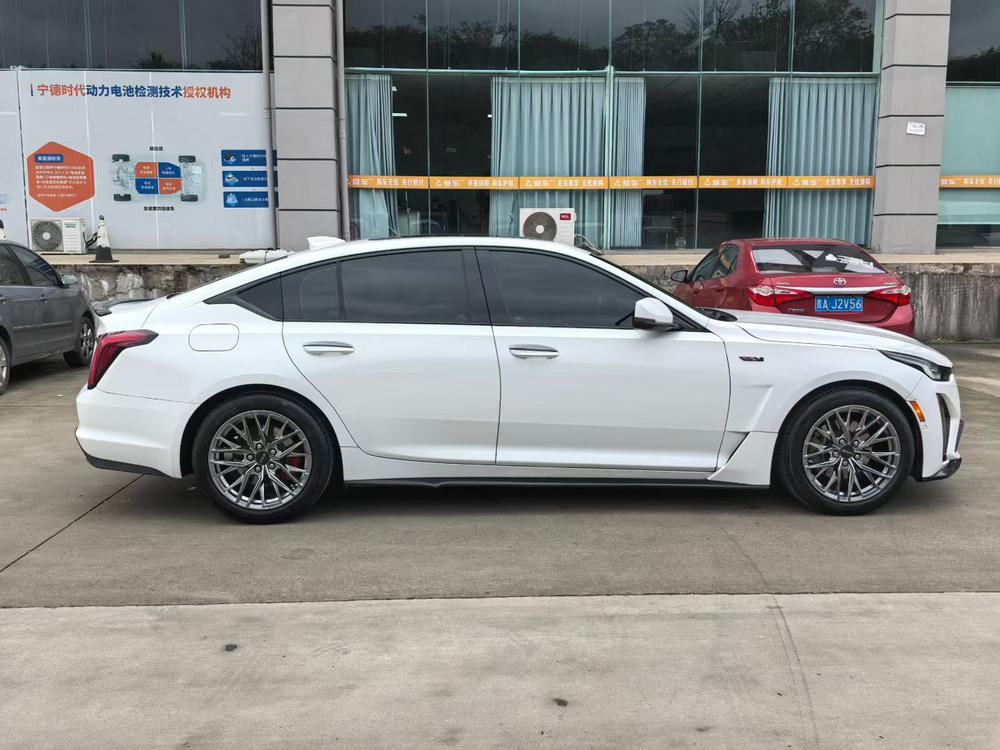 Cadillac Cadillac CT5