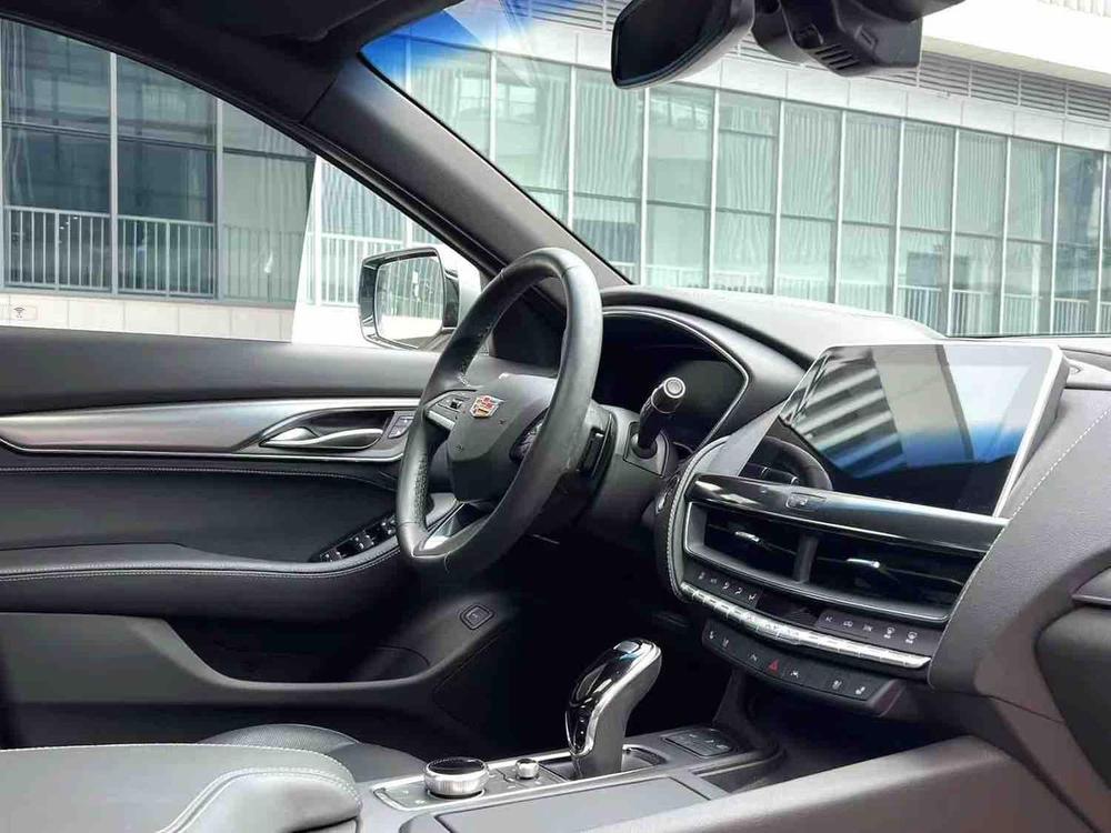 Cadillac Cadillac CT5