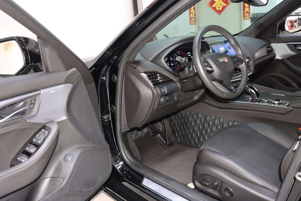 Cadillac Cadillac CT5