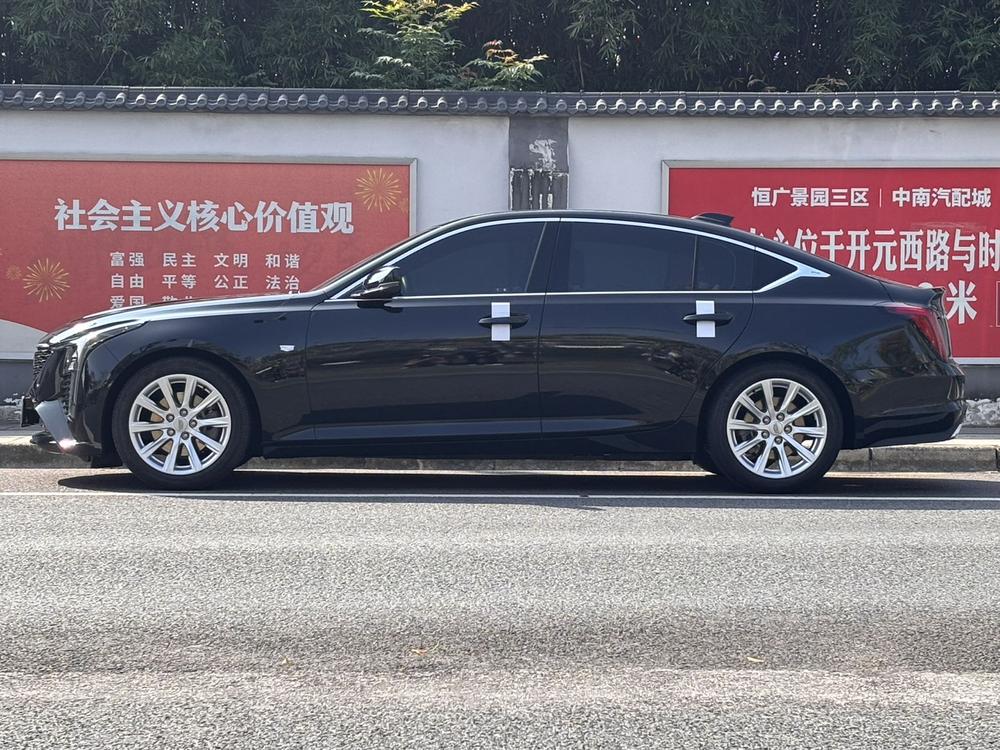 Cadillac Cadillac CT5