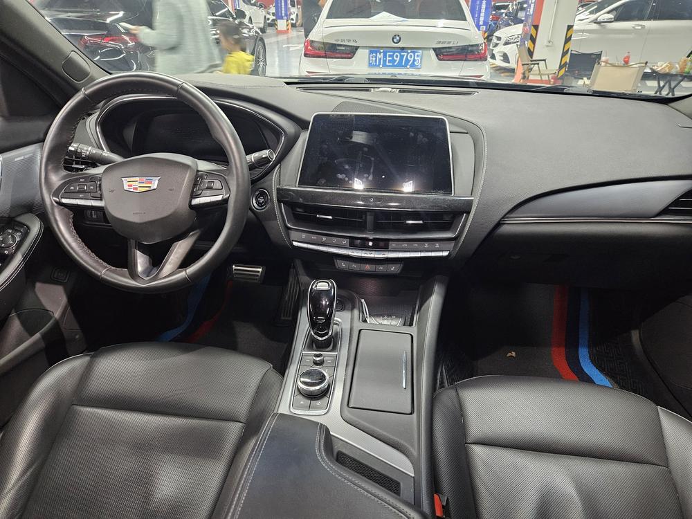 Cadillac Cadillac CT5