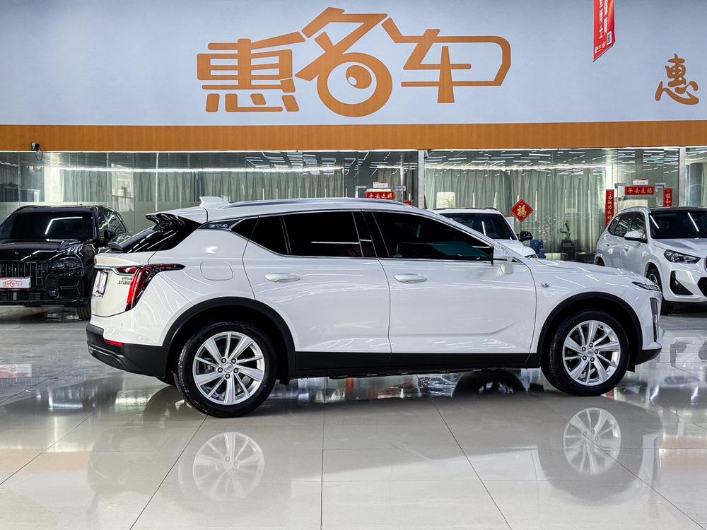 Cadillac Cadillac GT4