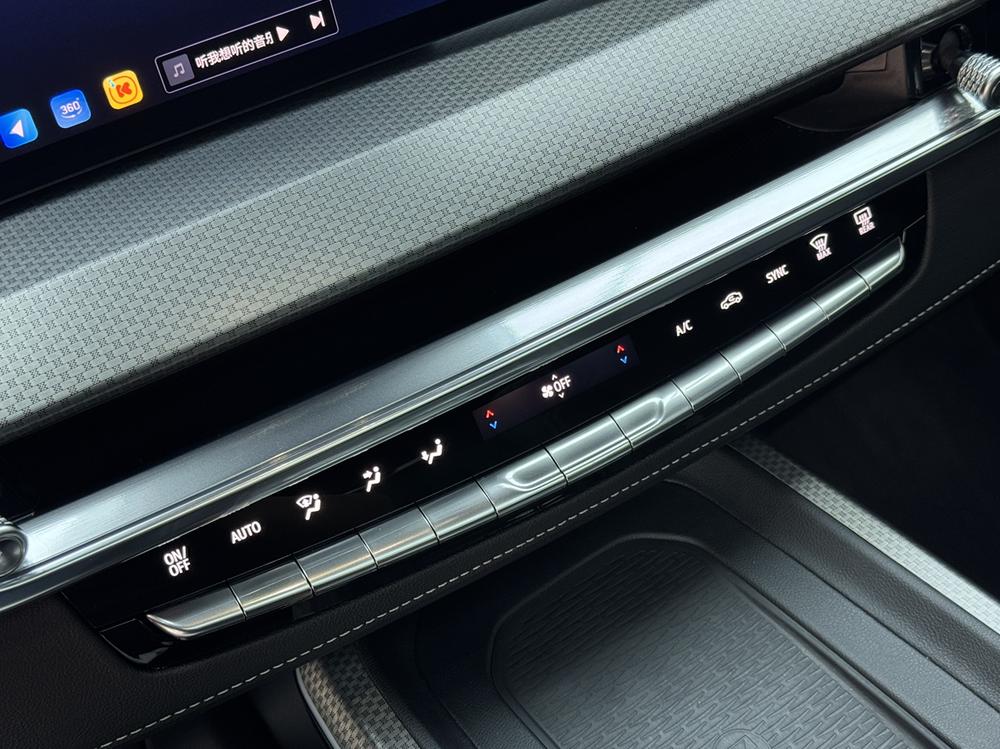 Cadillac Cadillac XT5