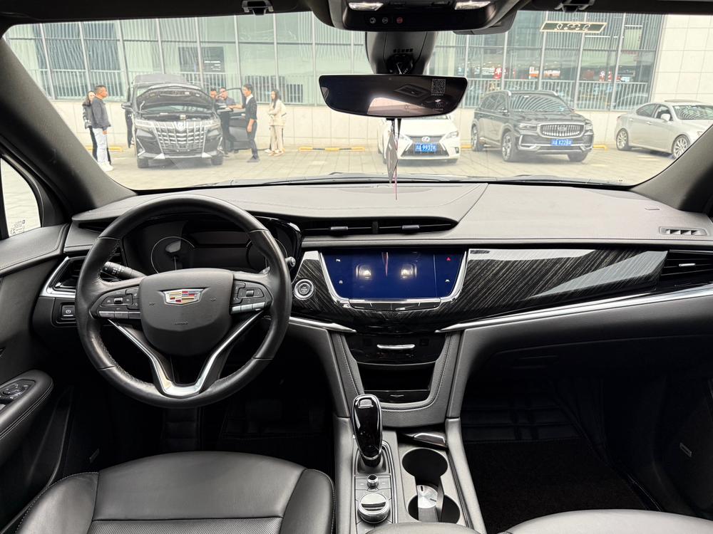 Cadillac Cadillac XT6