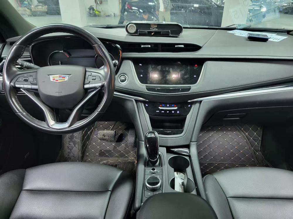 Cadillac Cadillac XT6
