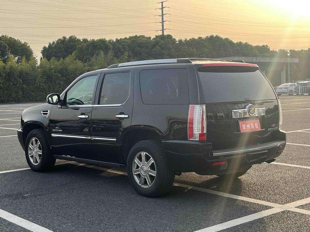 Cadillac Escalade