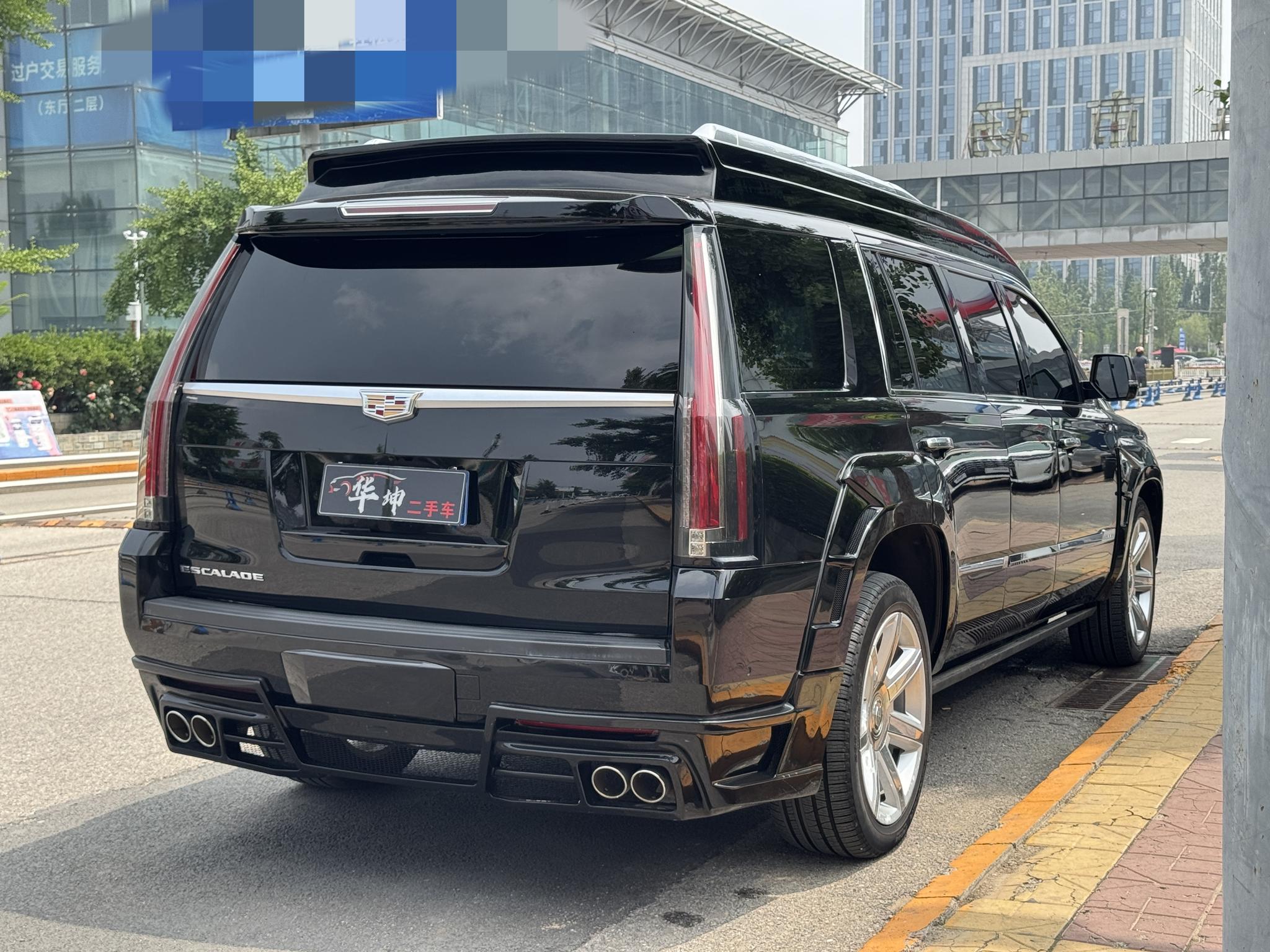 Cadillac Escalade