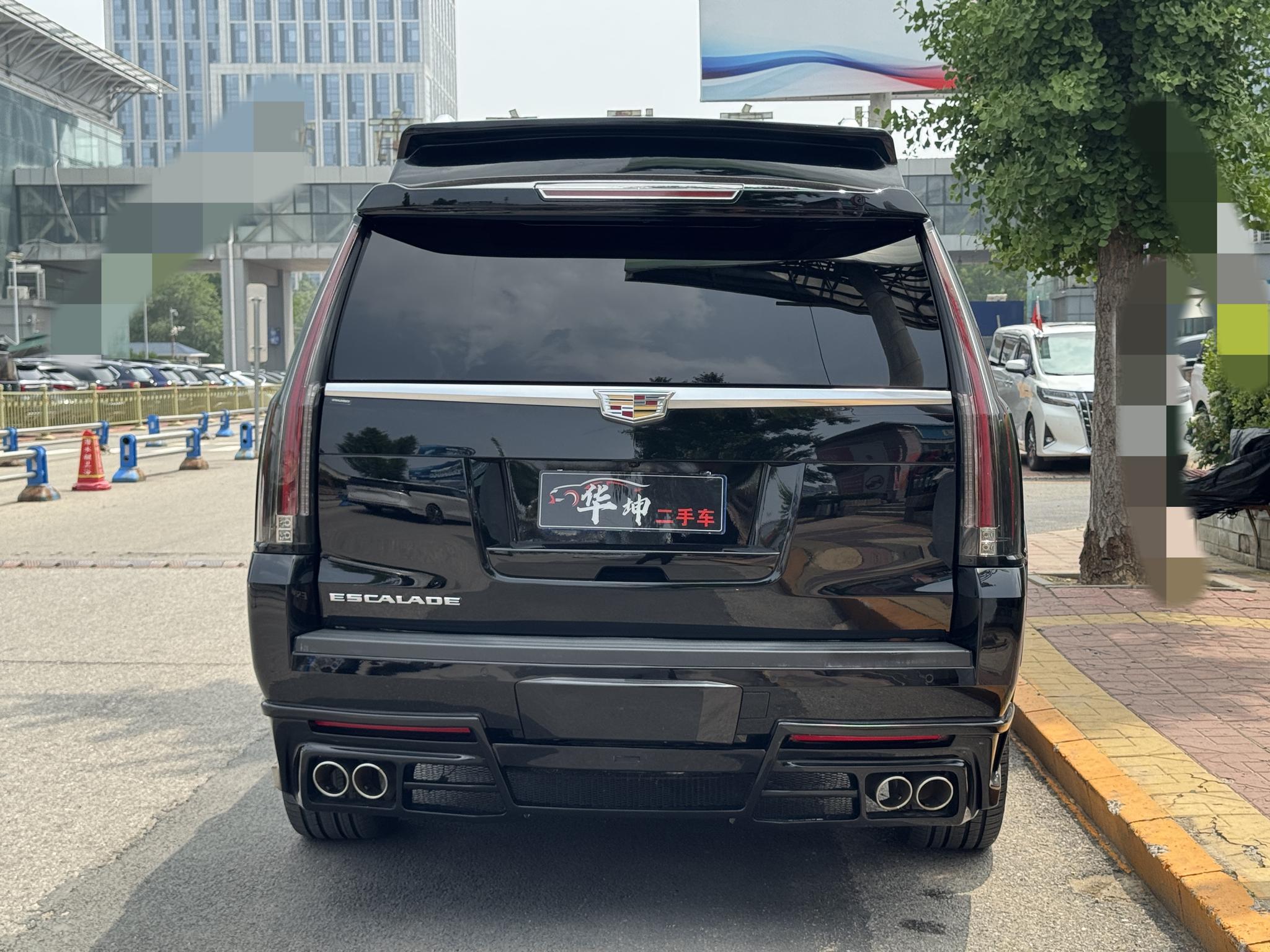 Cadillac Escalade