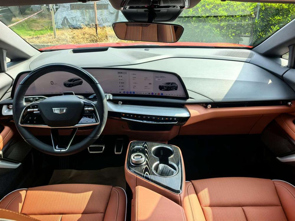 Cadillac IQ