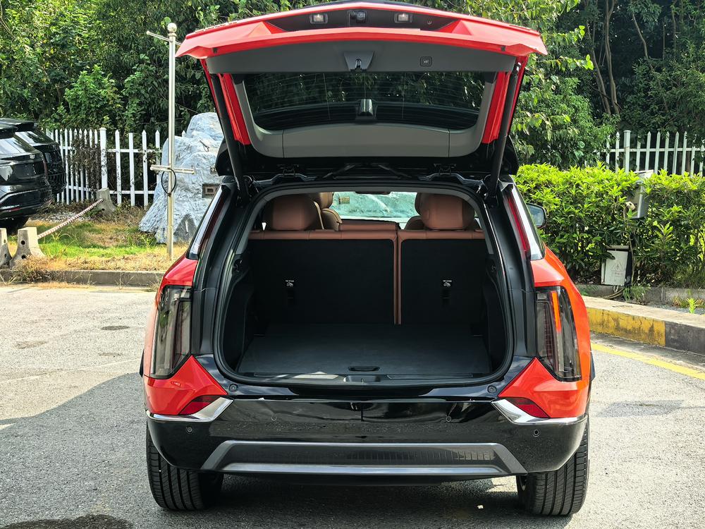 Cadillac IQ