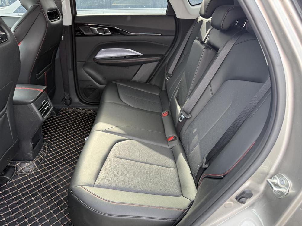Changan Oshan Changan Oshan Z6