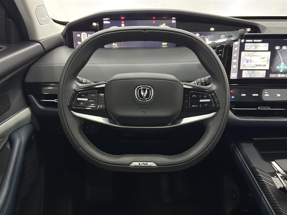 Changan Changan UNI-K iDD