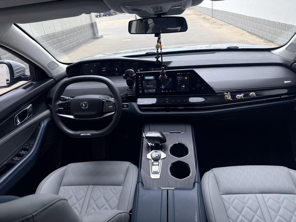 Changan Changan UNI-K iDD