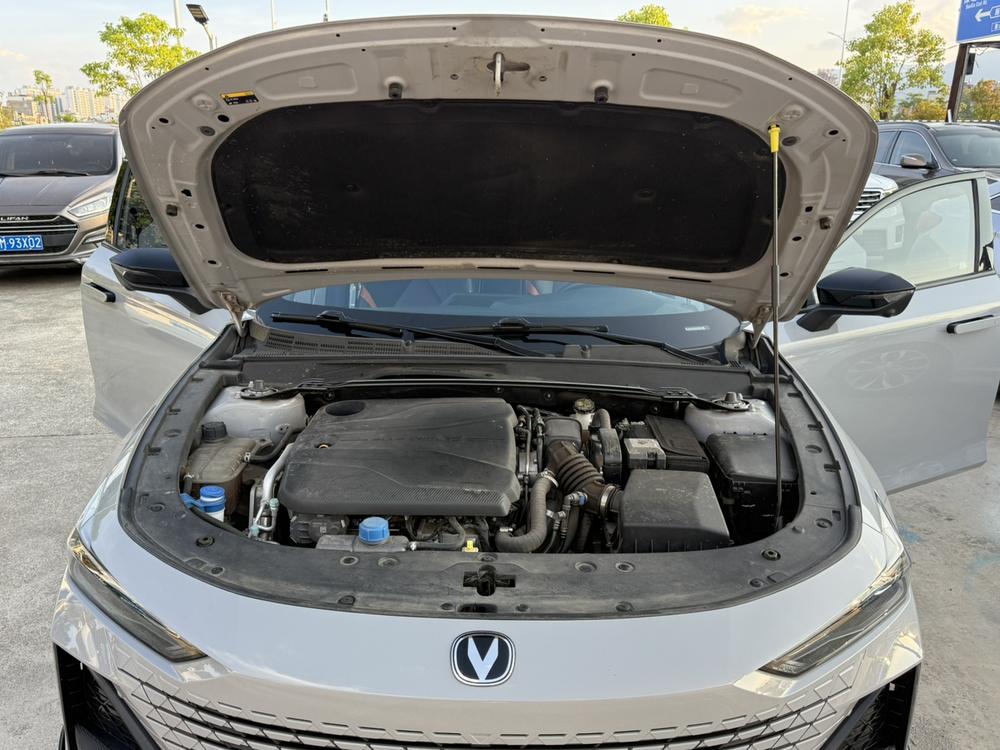 Changan Changan UNI-V