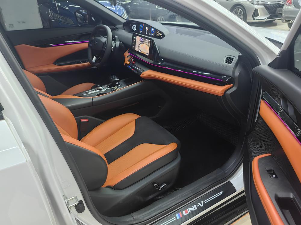 Changan Changan UNI-V
