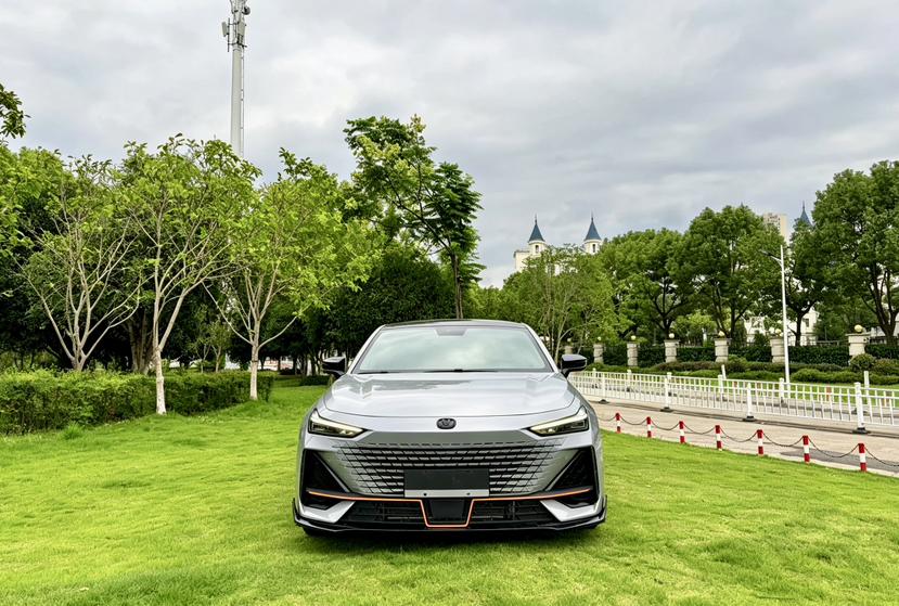 Changan Changan UNI-V