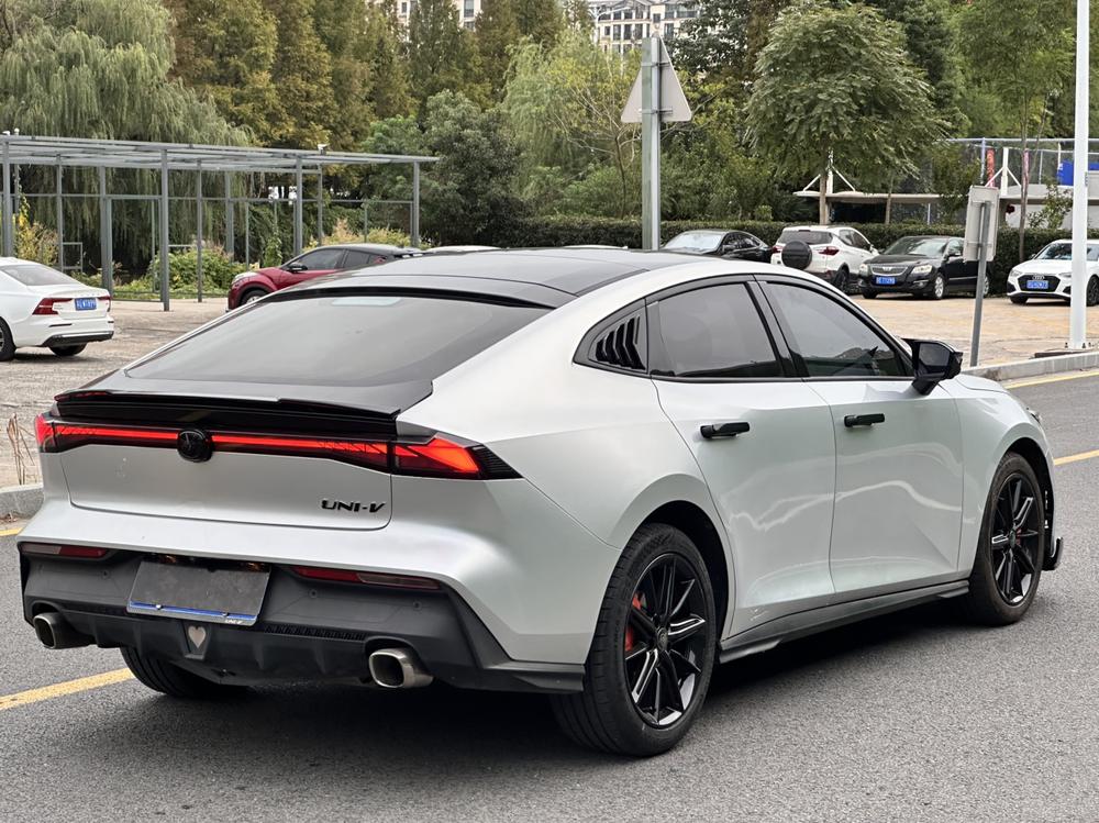 Changan Changan UNI-V