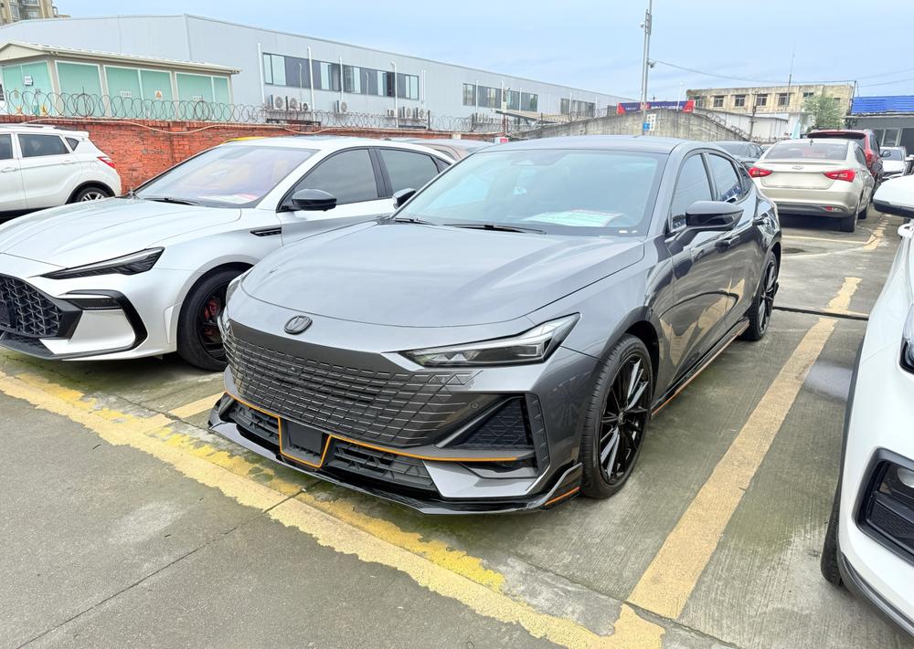 Changan Changan UNI-V