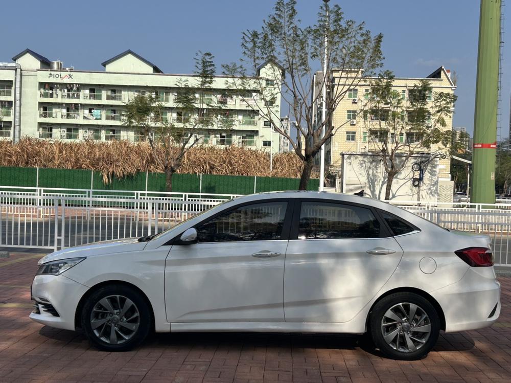 Changan Eado DT
