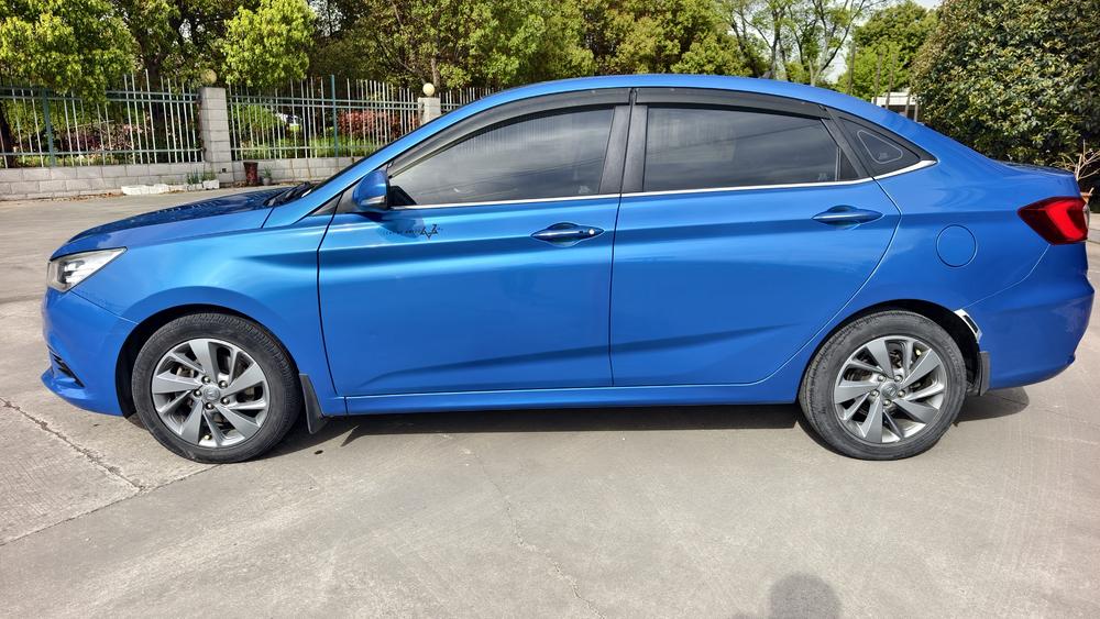 Changan Eado DT