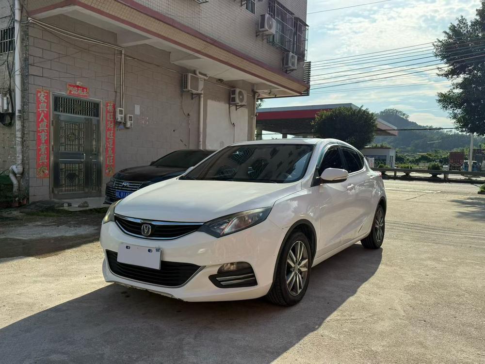 Changan Eado XT
