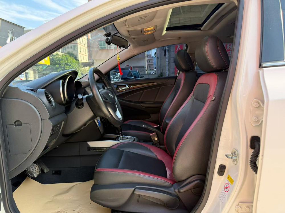 Changan Eado XT