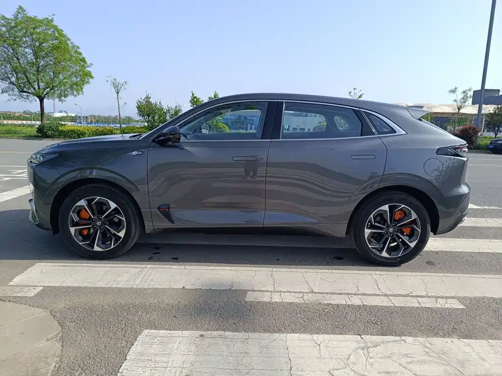 Changan UNI-K iDD