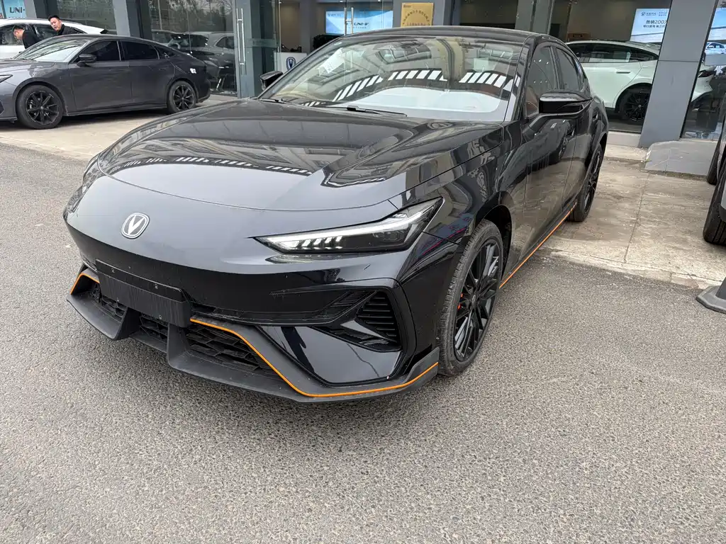 Changan UNI-V