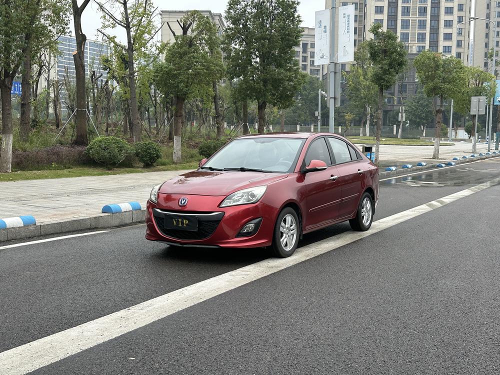 Changan Yuexiang V5