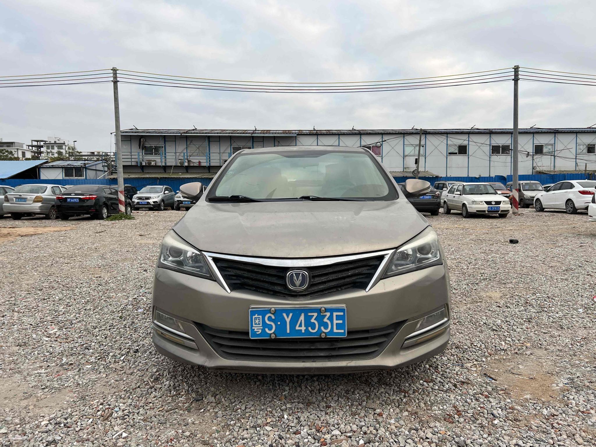 Changan Yuexiang V7