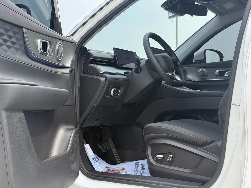Chery Fengyun Fengyun T8