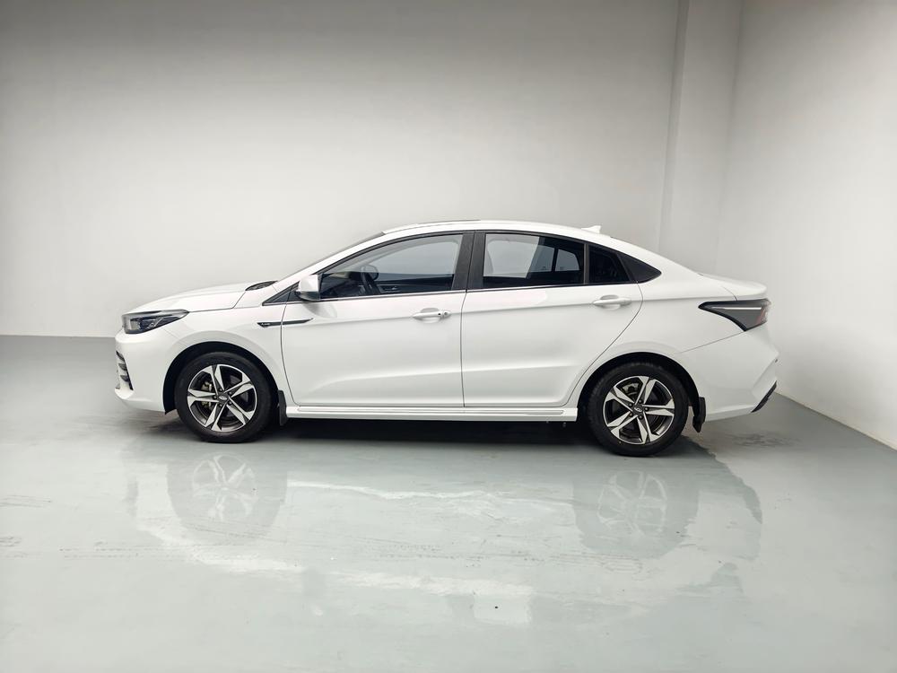 Chery Arrizo 5 PLUS