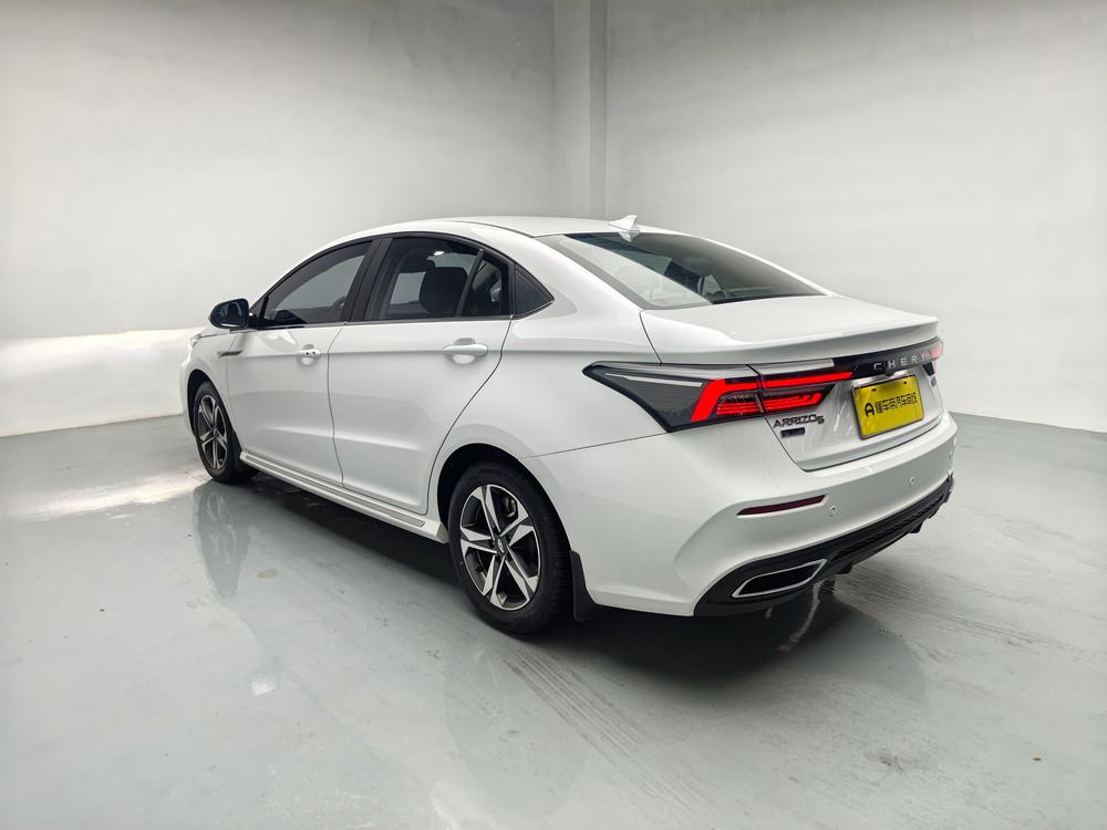 Chery Arrizo 5 PLUS