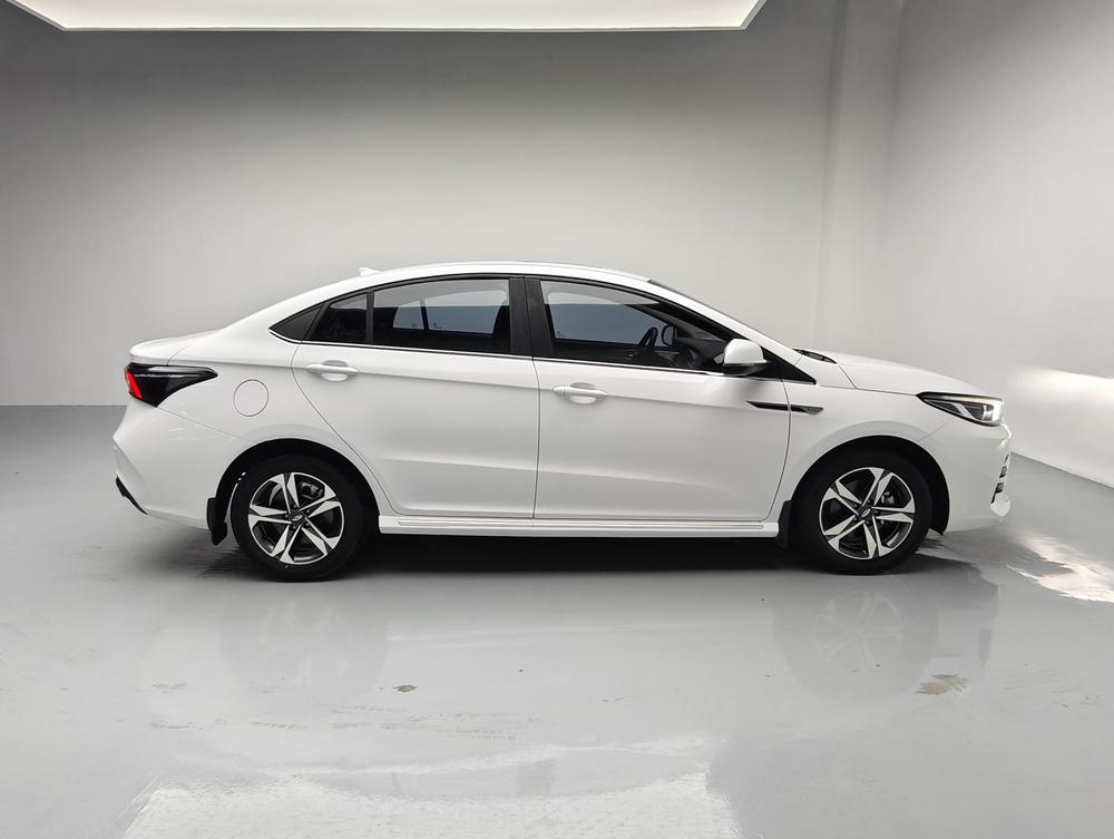 Chery Arrizo 5 PLUS