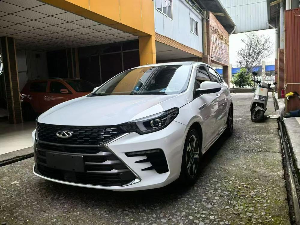 Chery Arrizo 5 PLUS