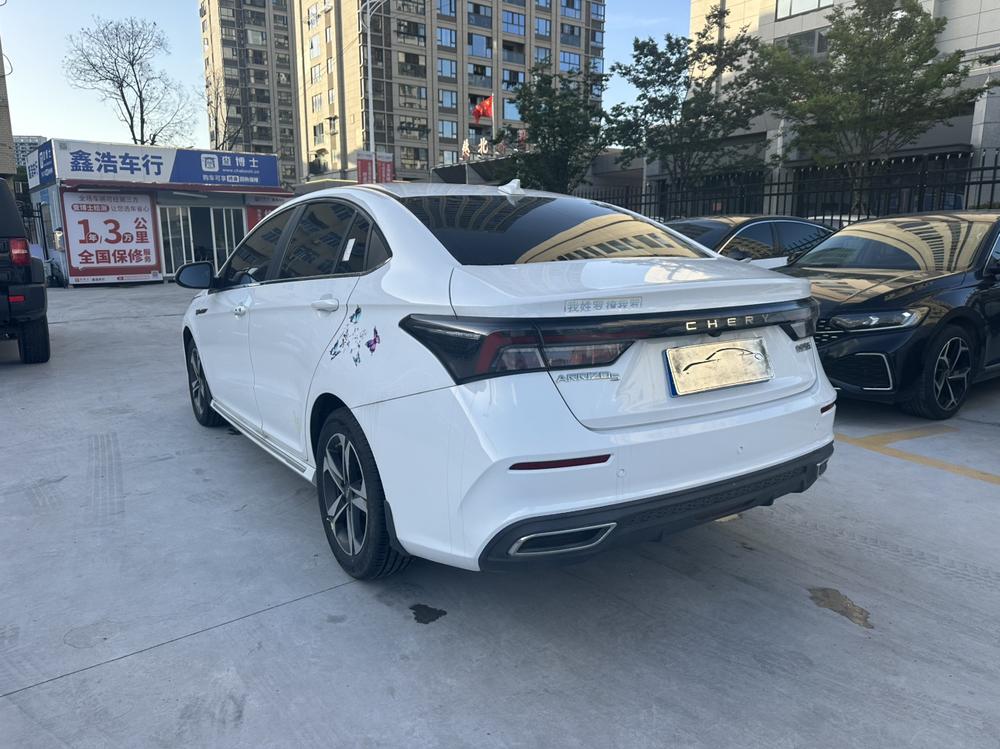 Chery Arrizo 5 PLUS