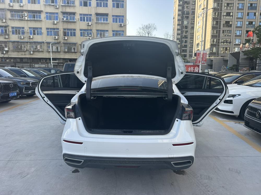 Chery Arrizo 5 PLUS