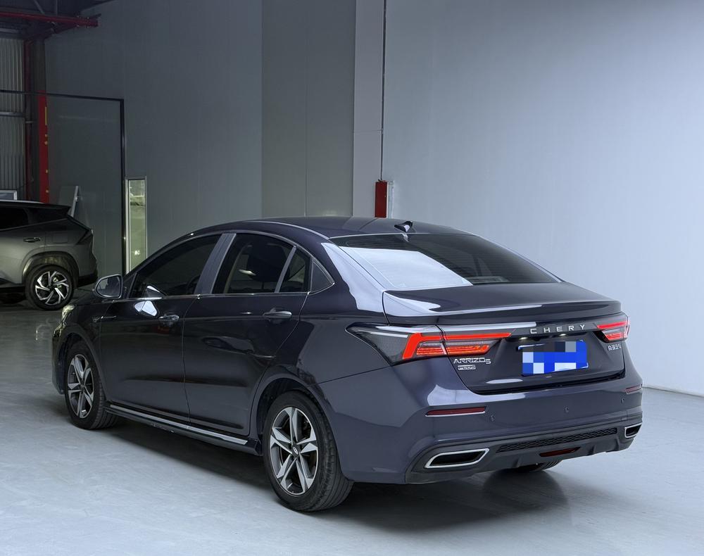 Chery Arrizo 5 PLUS