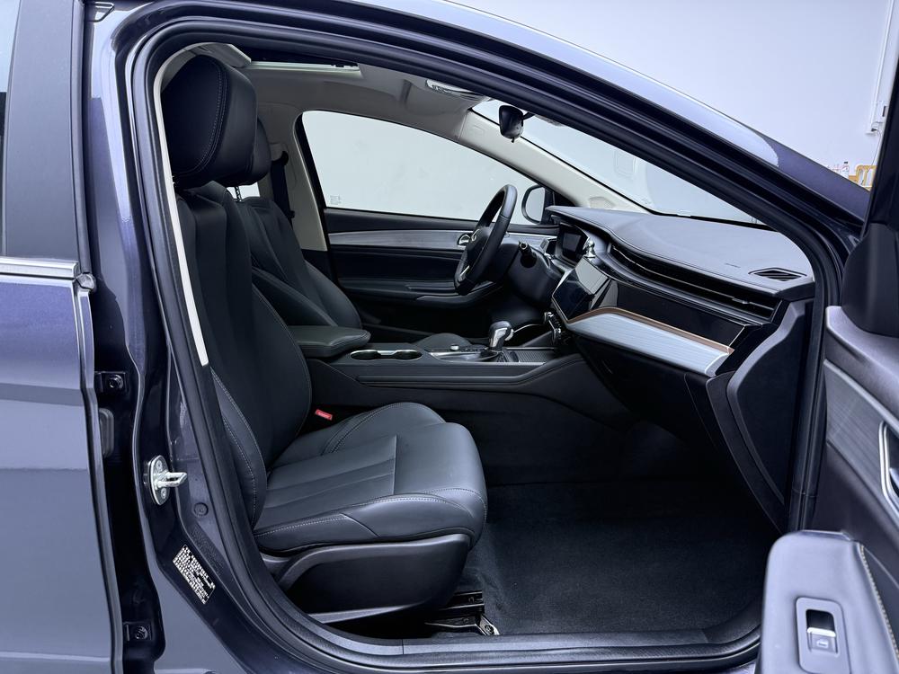 Chery Arrizo 5 PLUS
