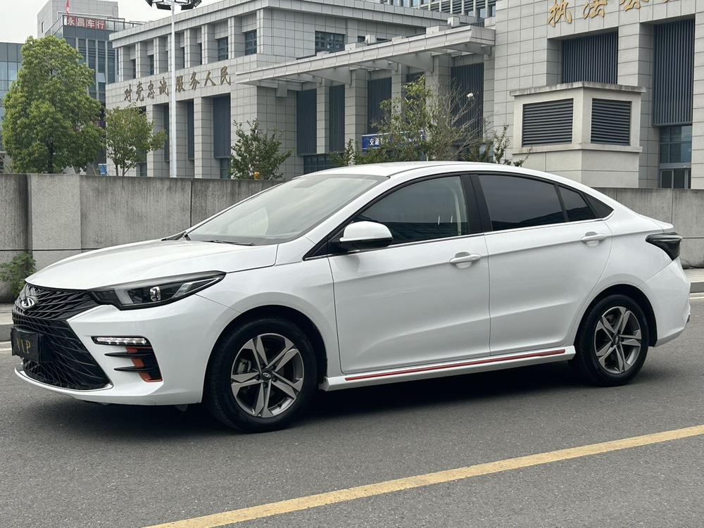 Chery Arrizo 5 PLUS