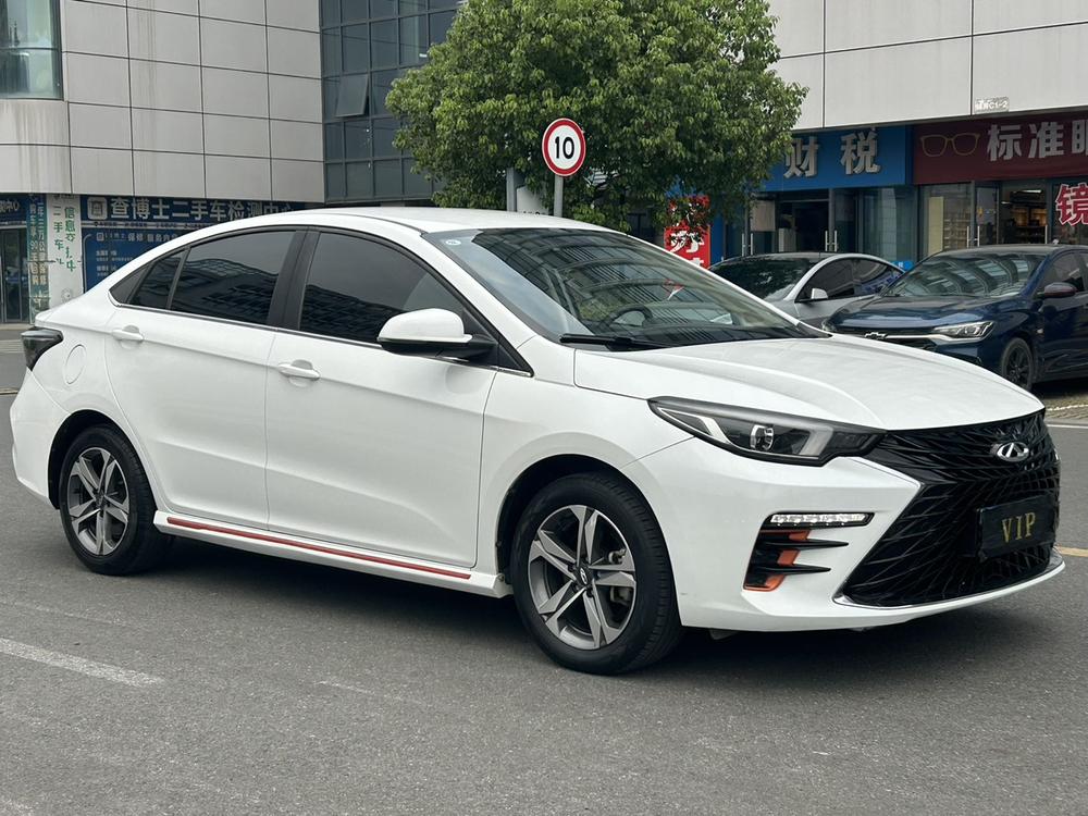 Chery Arrizo 5 PLUS