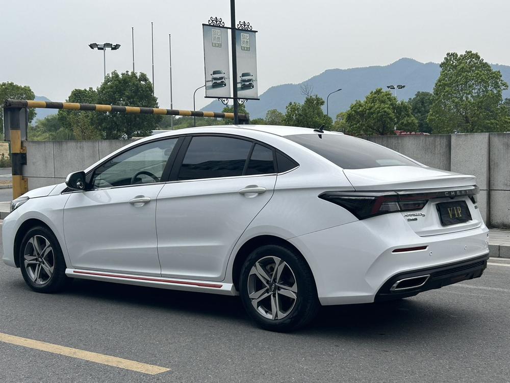 Chery Arrizo 5 PLUS