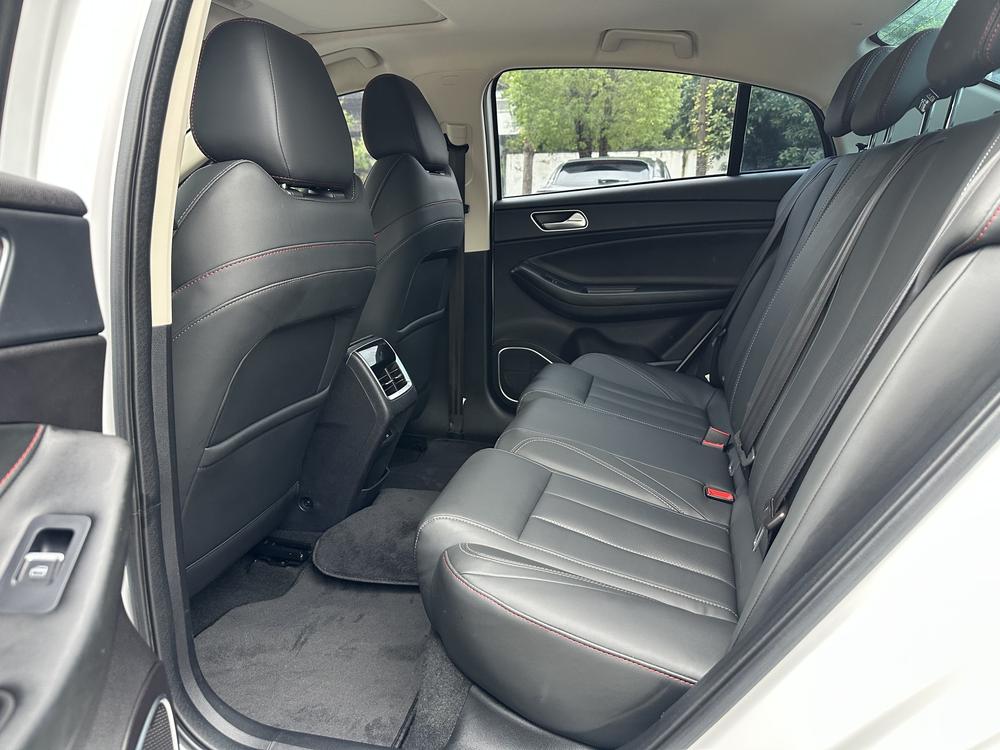 Chery Arrizo 5 PLUS