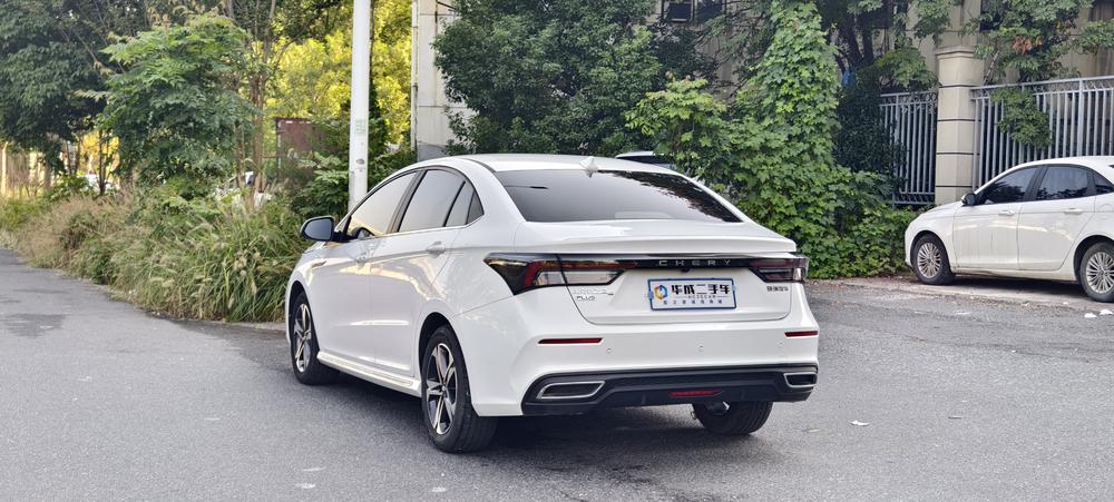 Chery Arrizo 5 PLUS