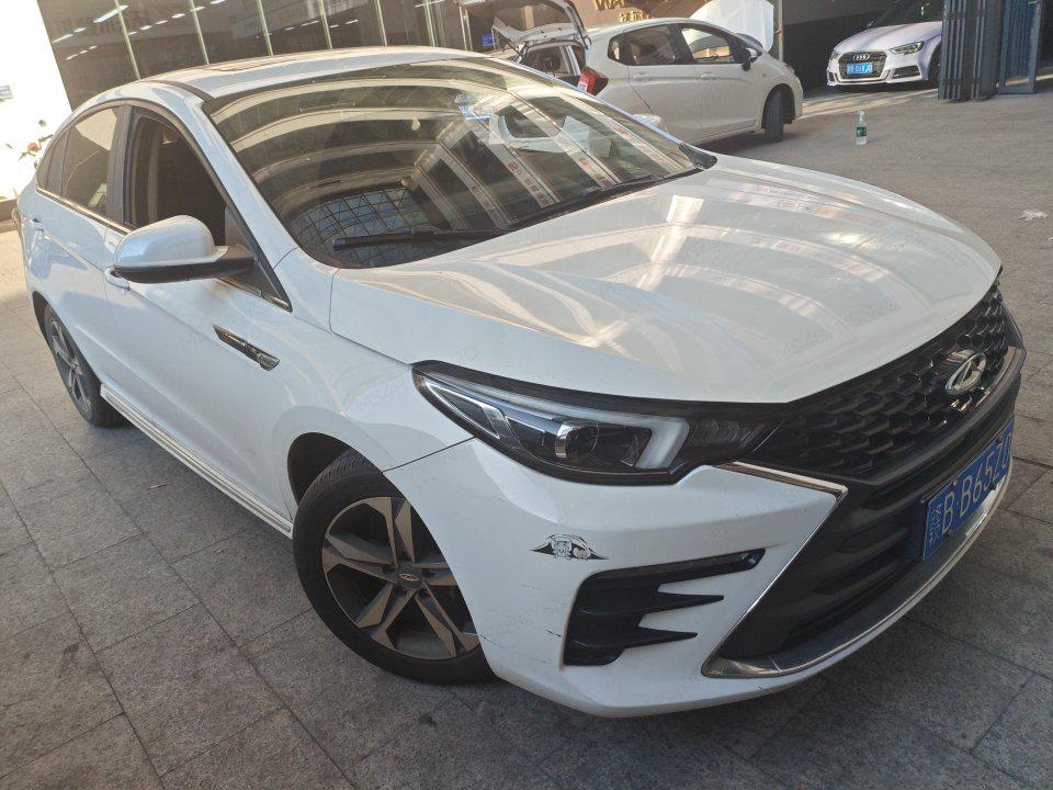 Chery Arrizo 5 PLUS
