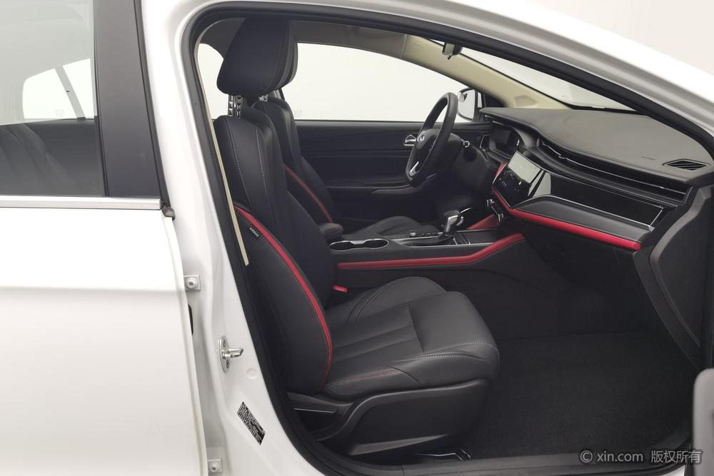 Chery Arrizo 5 PLUS